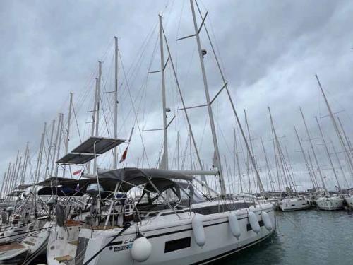 Yacht Bavaria 46 Cruiser Yachtcharter in Biograd na Moru