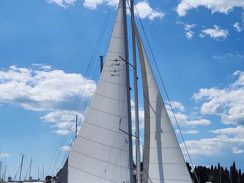 Sailing boat Bavaria 46 Cruiser available for charter in Split