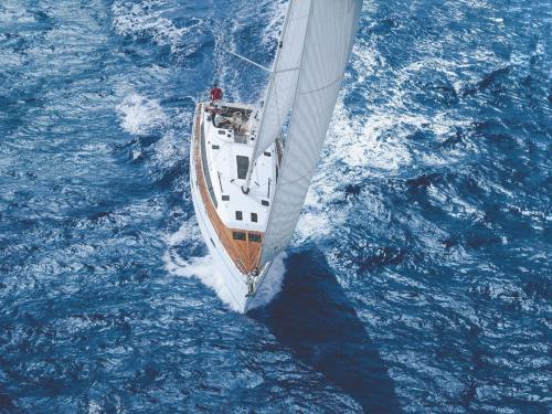 Segelboot Bavaria 46 Cruiser chartern in Flensburg