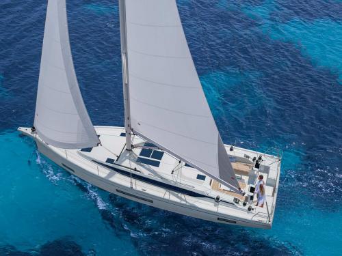 Yacht Bavaria 46 Cruiser available for charter in Goecek Village Port