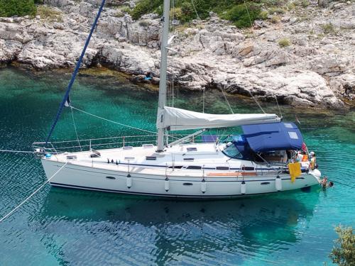 Yacht Bavaria 47 Cruiser for rent in Biograd na Moru