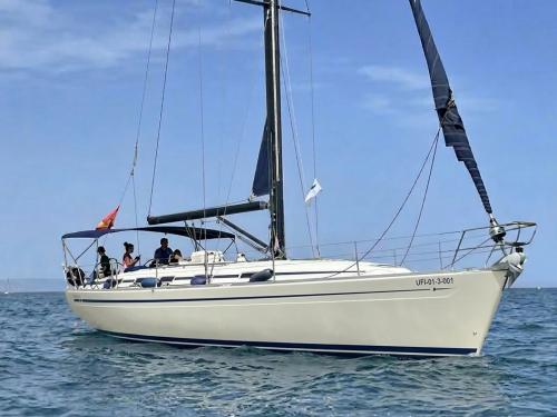 Yacht Bavaria 49 Yachtcharter in Barcelona