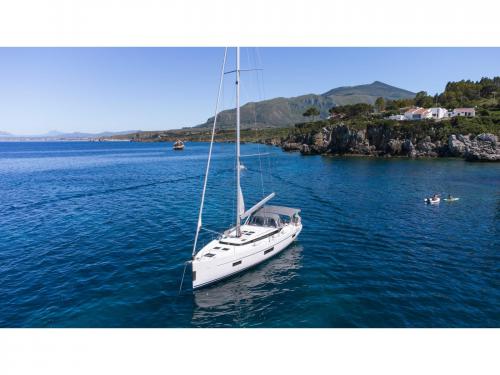 Segelyacht Bavaria 50 Cruiser Yachtcharter in Castellammare del Golfo