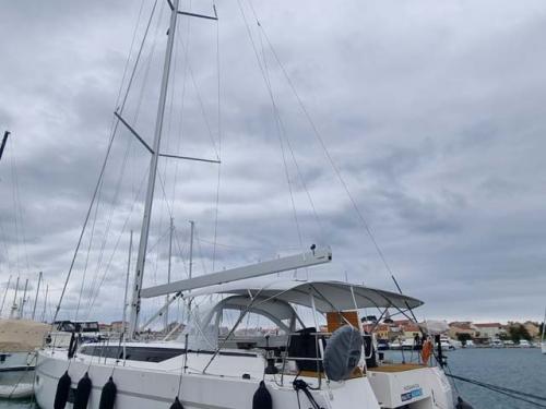 Segelyacht Bavaria 50 Cruiser chartern in Biograd na Moru