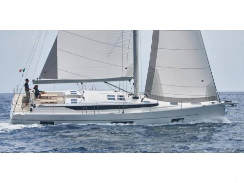 Sailboat Bavaria 50 Cruiser for rent in Sukosan Bibinje