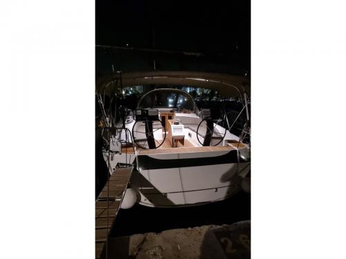 Sailing yacht Bavaria 51 for rent in Tourlos