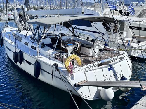 Sailing yacht Bavaria 55 Cruiser for hire in Athens