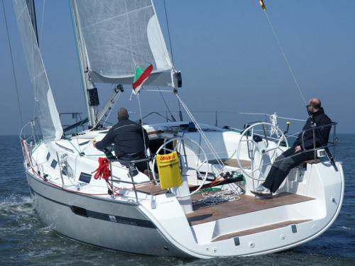 Yacht Bavaria Cruiser 40 S for rent in Marina Veruda