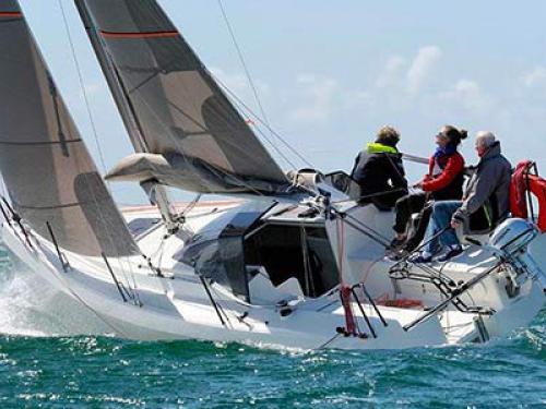 Yacht Bente 24 chartern in Arzon