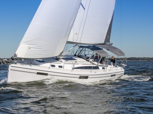 Yacht Catalina 425 Yachtcharter in Haven Harbour Marina Yacht Catalina 425 Yachtcharter in Haven Harbour Marina
