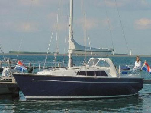 Sailing boat Cobra 850 for rent in Lemmer