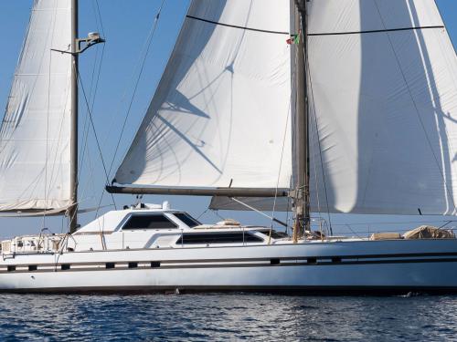 Luxury sailing yacht available for charter in Marina Villa Igiea