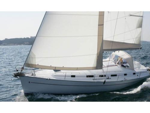 Sailing yacht Cyclades 39.3 available for charter in Marina Perigiali