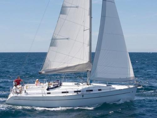 Sailing yacht Cyclades 39 for hire in Palma