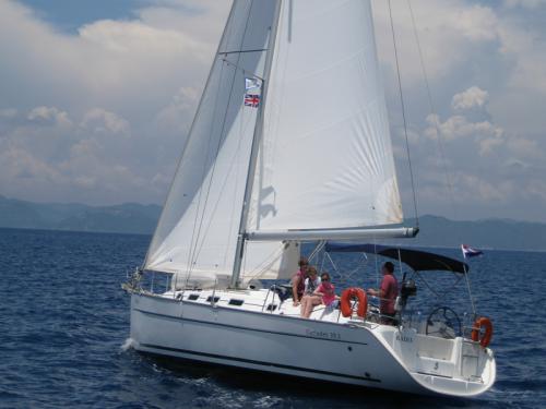 Sailboat Cyclades 39 for hire in Orhaniye