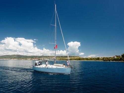 Sailing boat Cyclades 43 available for charter in Nikiti