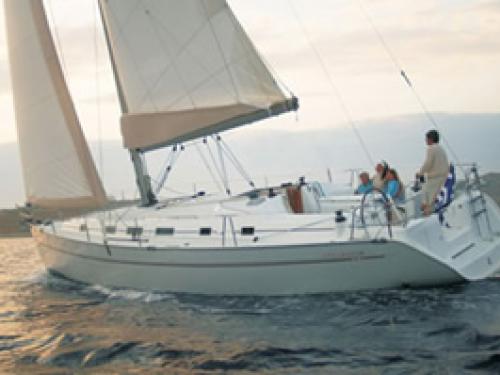 Yacht Cyclades 43.4 for rent in Naples