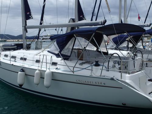 Segelyacht Cyclades 43.4 Yachtcharter in Sukosan Bibinje