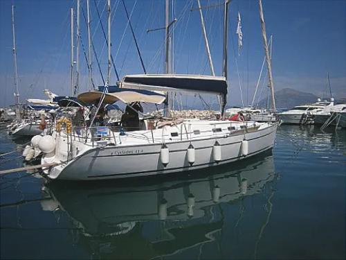 Yacht Cyclades 43.4 available for charter in Lefkas