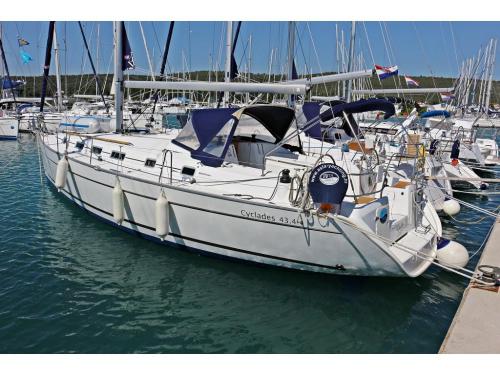 Yacht Cyclades 43.4 Yachtcharter in Sukosan Bibinje