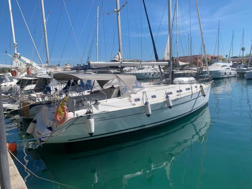 Sailing boat Cyclades 43.4 for rent in Portorosa