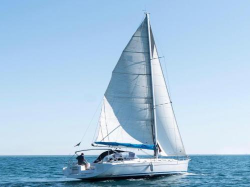 Yacht Cyclades 50.4 for charter in Nettuno