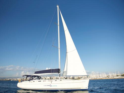 Sailing boat Cyclades 50.5 for rent in Alimos Marina Kalamaki