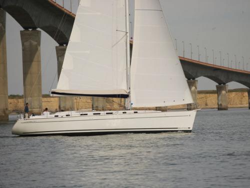 Yacht Cyclades 50.5 for hire in Tourlos Marina