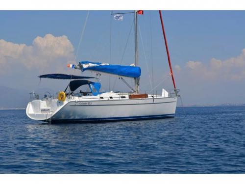 Sailing boat Cyclades 50.5 for hire in Athens