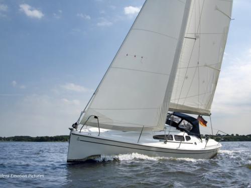 Sailboat Dehler 29 available for charter in Marina Monnickendam