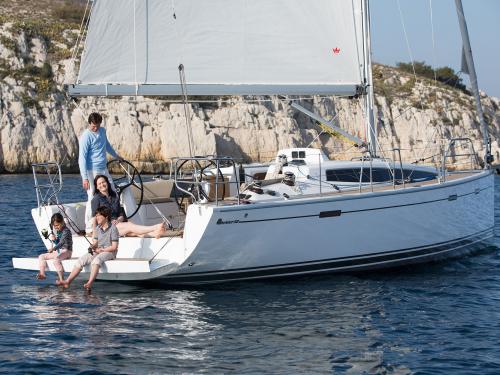 Yacht Dehler 38 Yachtcharter in Marina Kornati