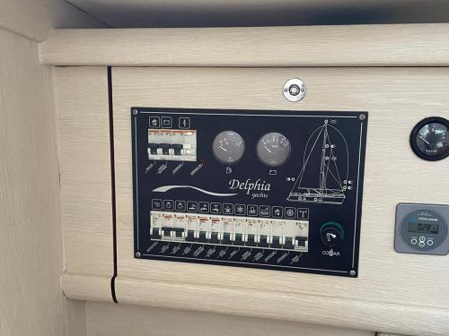 Sailing boat Delphia 40 for rent in Marina di Arechi