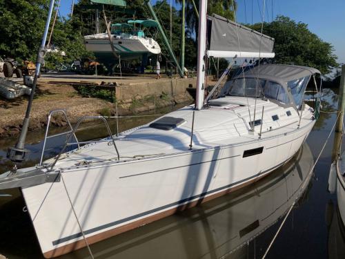 Yacht Delta 36 chartern in Paraty