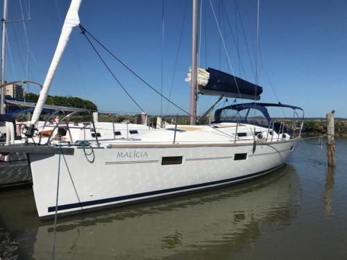 Segelboot Delta 41 chartern in Paraty