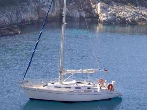 Segelyacht Dromor 32 Yachtcharter in Athen