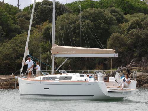 Yacht Dufour 335 Grand Large for hire in Marina Kastela