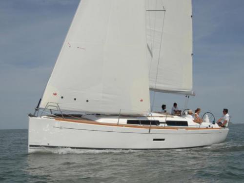 Sailing yacht Dufour 325 Grand Large for hire in Palma