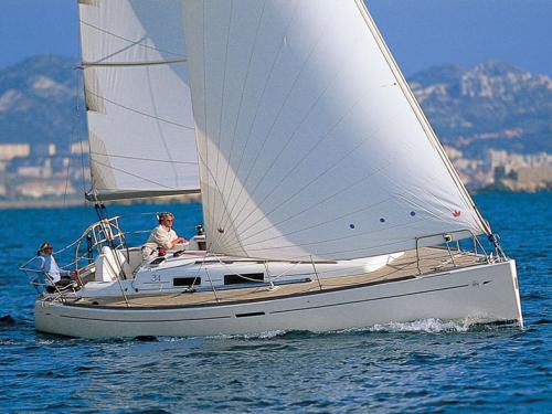 Yacht Dufour 34 for hire in Marina Kastela