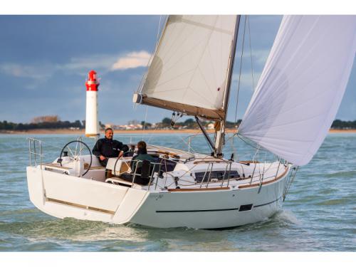 Segelboot Dufour 350 Grand Large chartern in Sibenik