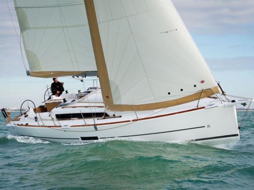 Segelyacht Dufour 350 Grand Large Yachtcharter in Edil Nautica Marina