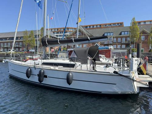Yacht Dufour 350 Grand Large chartern in Flensburg