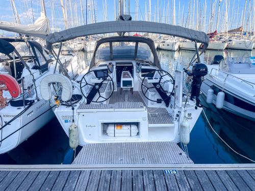 Segelyacht Dufour 360 Grand Large Yachtcharter in Hyeres