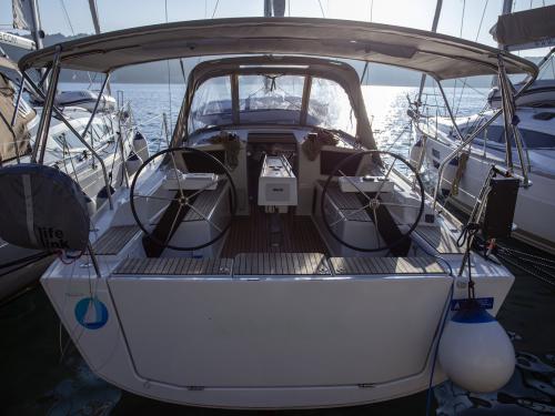 Segelyacht Dufour 360 Grand Large Yachtcharter in Mali Losinj Segelyacht Dufour 360 Grand Large Yachtcharter in Mali Losinj