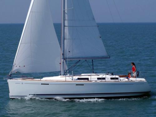 Segelyacht Dufour 365 Grand Large chartern in Birgu