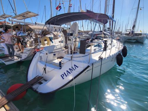 Segelyacht Dufour 36 Classic Yachtcharter in Trogir