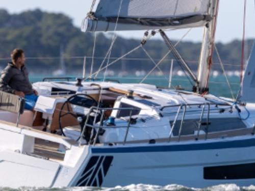 Segelboot Dufour 37 chartern in Hafen Camille Rayon