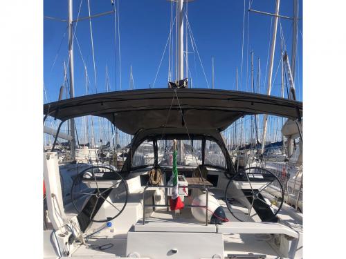 Yacht Dufour 37 available for charter in Portorosa