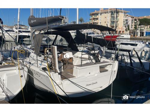 Yacht Dufour 37 for hire in Castellammare di Stabia