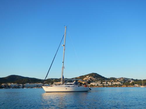 Segelboot Dufour 382 Grand Large chartern in Marina Atlantico Segelboot Dufour 382 Grand Large chartern in Marina Atlantico