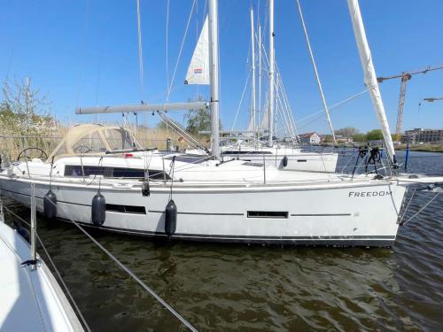 Segelyacht Dufour 382 Grand Large Yachtcharter in Port Barth
